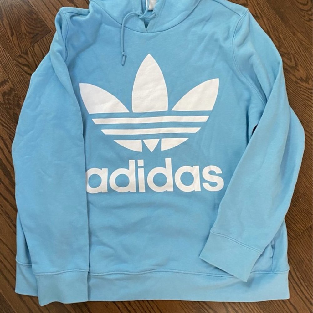 Adidas Sweatshirt